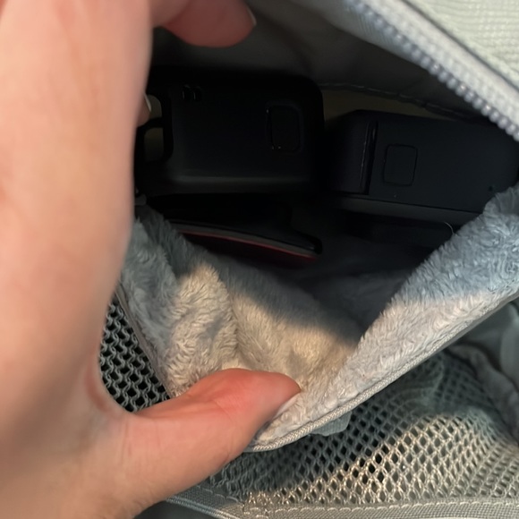 Incase Pouch - Picture 3 of 5